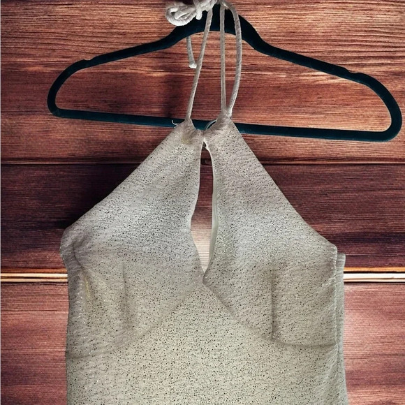 A'gaci Creme Dress - Size Medium (C5) - Picture 5 of 9